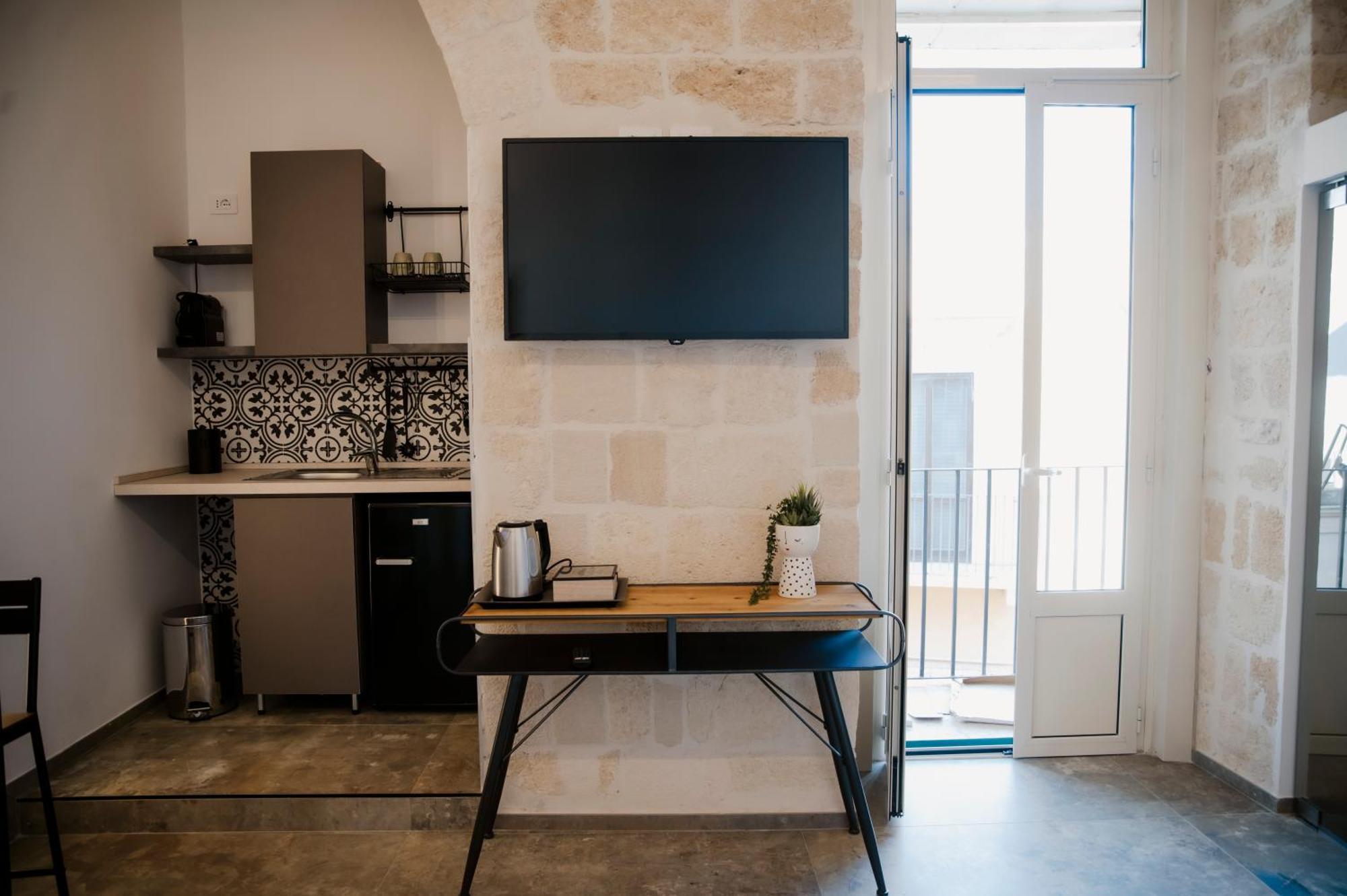 Petrina Home - Suite Rooms Barletta Exterior foto