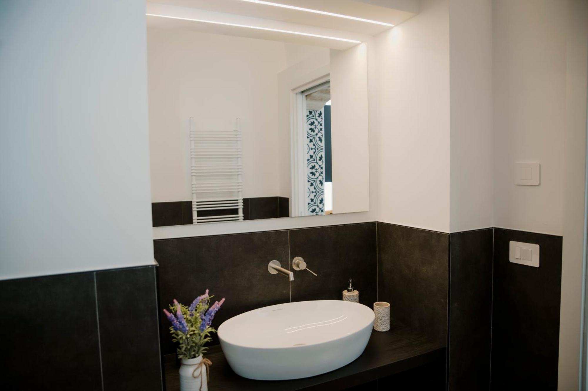 Petrina Home - Suite Rooms Barletta Exterior foto
